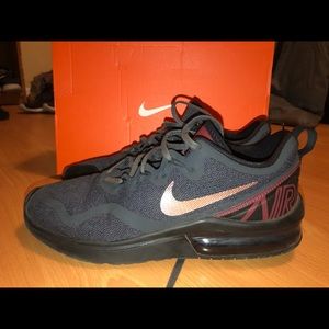 Nike Men's Air Max Fury Running Shoe 9.5